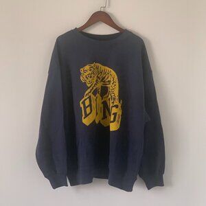 Harvey Crew Retro Tiger Sweatshirt Washed Navy In Blue
